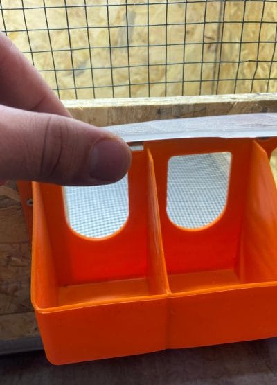 Civciv Büyütme Kafesi