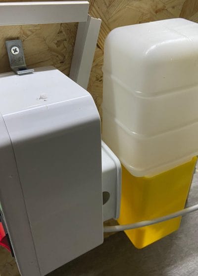 Civciv Büyütme Kafesi